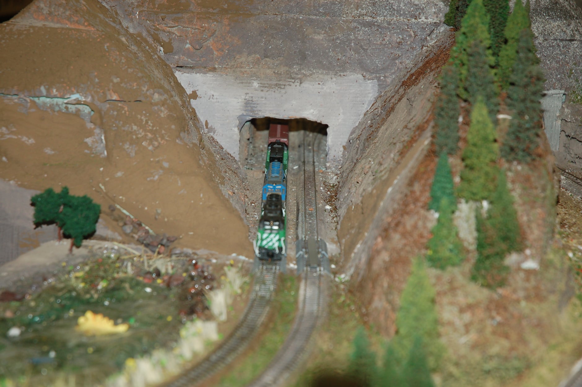 Chessie coming down the tracks